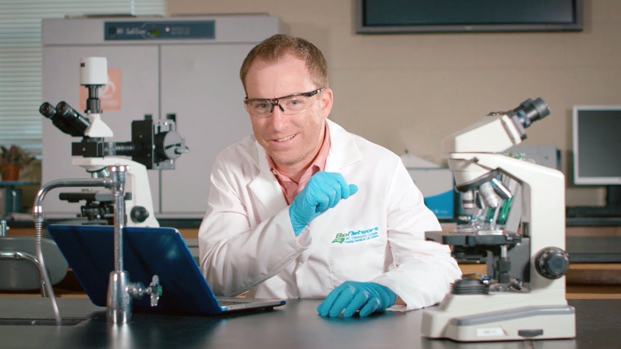 What is microscope short answer? More REF