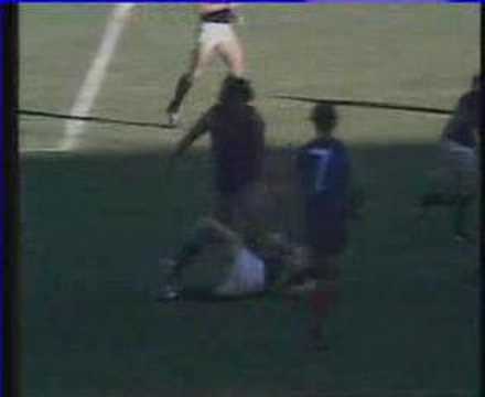 David McKay hanger versus Melbourne