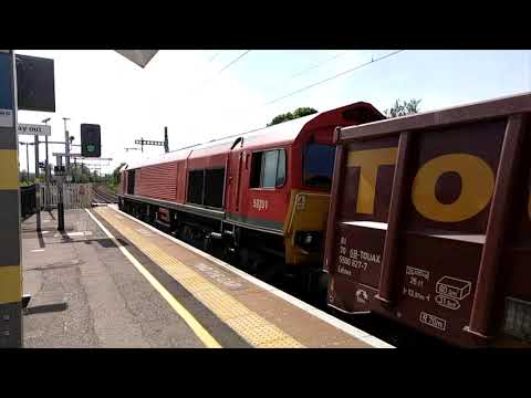 Trains at Thatcham 1 6 21