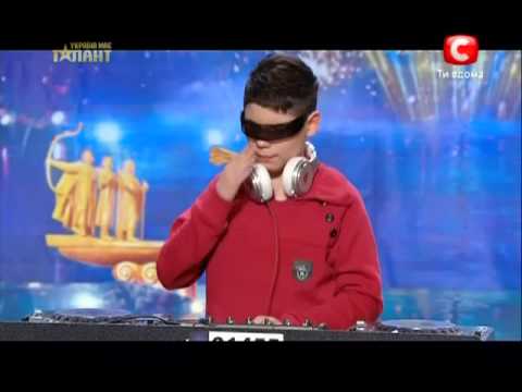 Украина мае талант 5 - Юрий Астахов (слепой DJ)