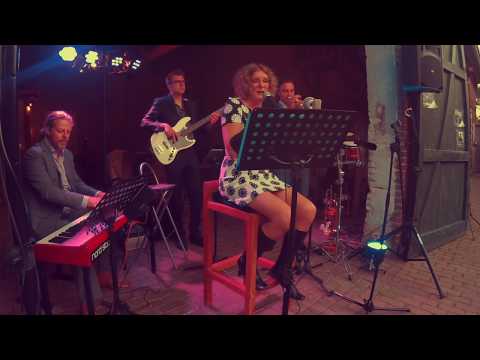 Hanzestad Big Band uit Deventer in De Meerpaal: „Nodigt uit tot bewegen” Hanzestad Big Band uit Deventer in De Meerpaal: „Nodigt uit tot bewegen”