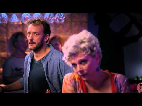 Trini canta "Idiota" - Vive Cantando