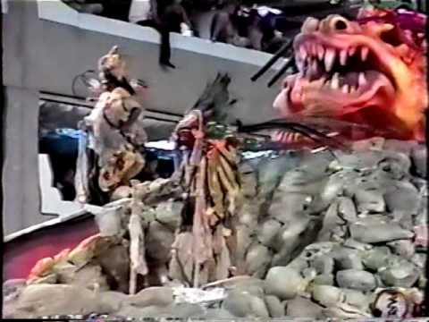 São Clemente 2001 - A São Clemente mostrou e nada mudou nesse Brasil Gigante