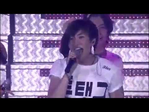 39. Super Junior - Gee [Super Show 2 DVD]