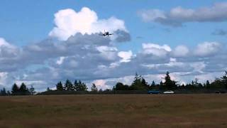 preview picture of video '737 Landing at Shelton, WA (KSHN) 7/13/2011'