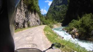 preview picture of video 'Абхазия, дорога на озеро Рица, май 2013 (Abkhazia, road to lake Ritsa)'