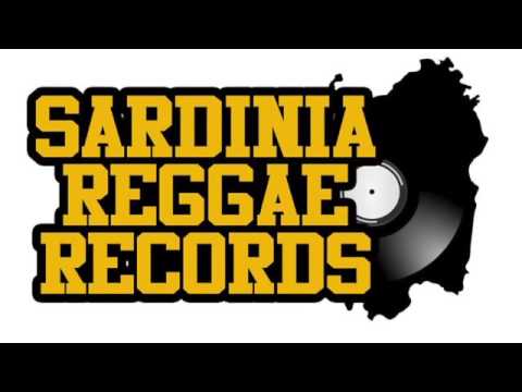 Moon Valley Riddim - Errol Bellot Moon Valley + Ranking joe stand up and fight + Moon Valley Version