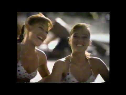 1983 Wrigley's Doublemint Gum "Twins Jean & Liz Sagal" TV Commercial