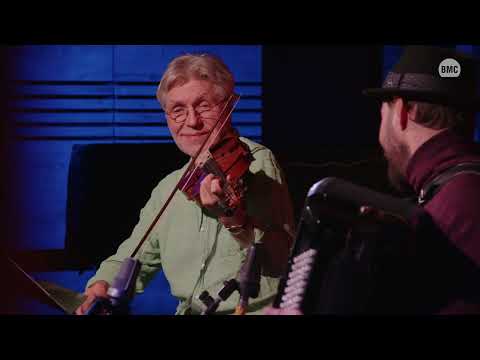 Ádám Móser – Márton Kovács: Gyimesi | Trio Sordini