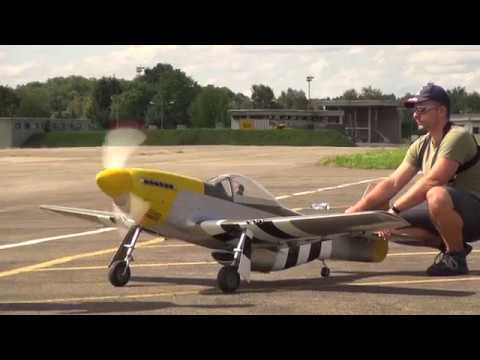 RC DUO in Action 2017 2x Mustang P-51 Warbird fly in Dübendorf AFB