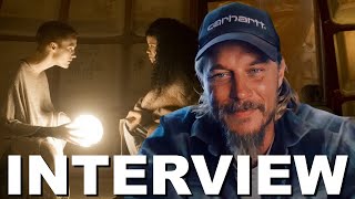 RAISED BY WOLVES Interview mit Travis Fimmel & Abu Salim | Behind The Scenes | HBO MAX | TNT Serie video