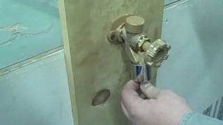 How to use the faucet lock