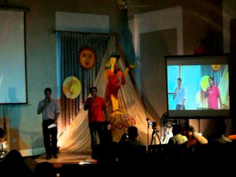 kushan and dhananjaya singing ' palanchiye lee iruwe' by Edward jayakodi and Sunil Edirisinghe