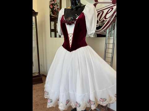 Ballet costume P 0128 - video 4