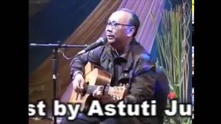 Ebiet G Ade Di Sudut Rumah MU Aku Bersujud