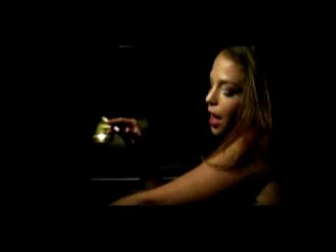 לימור שרוני- משנה לשנה