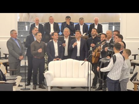 Aurel Bobu și grupul • Eu mi-am pus nădejdea-n Domnul 