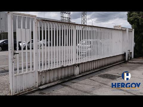 PORTÓN CORREDERA DE 10 METROS DE LARGO, NO LO PODÍAN MOVER!