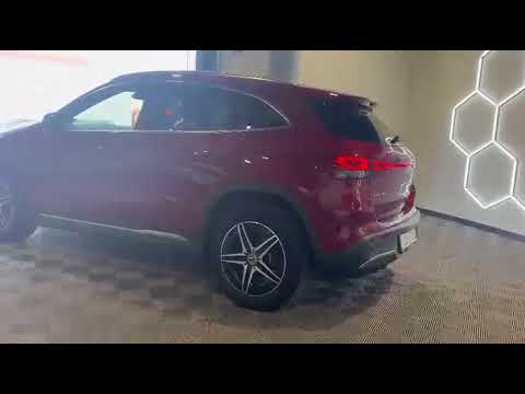 2022 Mercedes-Benz EQA 300 AMG LINE 4MATIC - Image 2