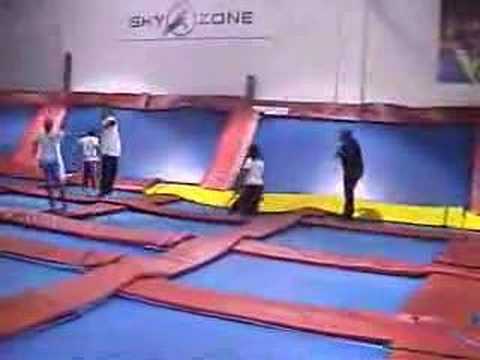 James Ross @ Too King Band @ (SKYZONE)