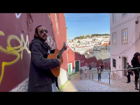 Desfrutando de uma bela música de Ruca Fernandes