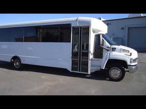 Used Shuttle Bus - 2003 Chevy C5500 For 29 Passengers With Large Rear Luggage Compartment S05127
