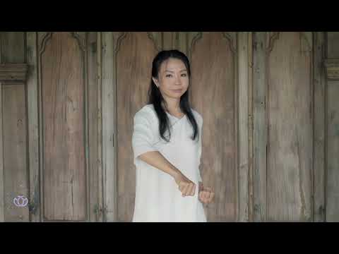 A Gracious Life - Dragon Emerges from the Sea Qigong Exercise