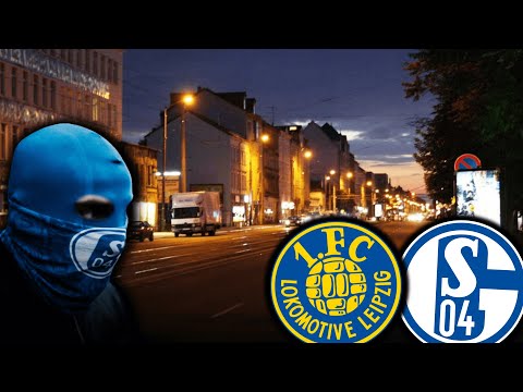 150 Schalke fans appear in Leipzig! ("We hate East Germany!")