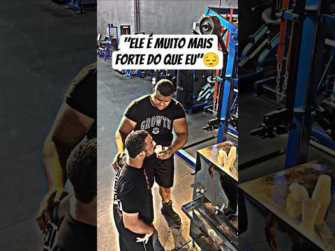 Bitelo percebeu que não era o mais forte 😔