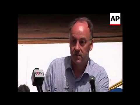 The Executive Vice-President of Costa Cruises appeared with the captain of the Costa Allegra, praisi