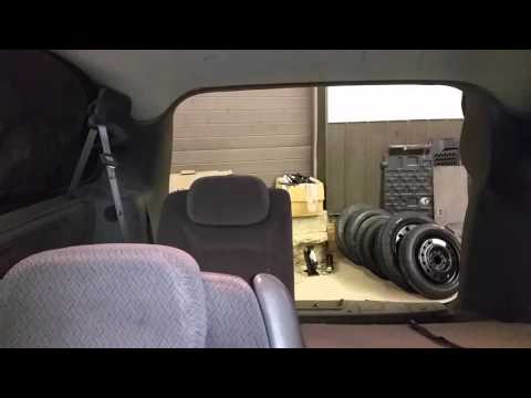 BK1432 - 2007 Dodge Grand Caravan SXT - Rear Trunk Lid/Lift Gate