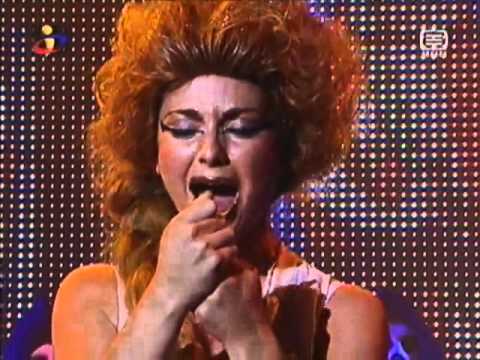 MCA8   Agarra o Teu Futuro  Marta, Loureno, Violeta cantam 'The Power Of Love'.