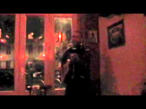 The cuckoo - El Bastardo live at SOUL CAT - Berlin - Republic RP1 Parlor Guitar