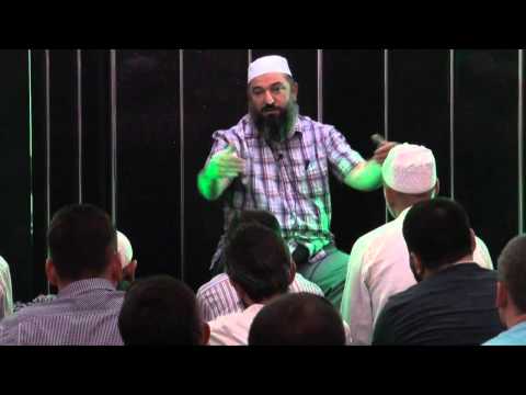 4. Namazi i Natës me Hoxhë Ferid Selimi (Ramazan 2012 - Xhamia Kapëxhë Hamza)