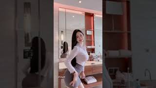 Download lagu 18 cwe cantik hot banget... mp3