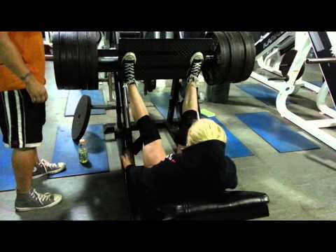 Gracie leg press