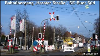preview picture of video 'Bahnübergang Horster Straße, Gelsenkirchen ++ BÜ mit Straßenbahn'