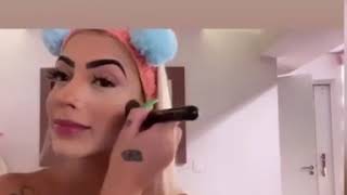 DYNHO ALVES CHUP@ MC MIRELLA ENQUANTO ELA FAZ VÍDEO SE MAQUIANDO