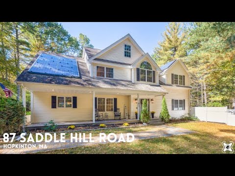 87 Saddle Hill Rd Hopkinton MA | Listed by Caroline and Kate Lunny of Remax Executive