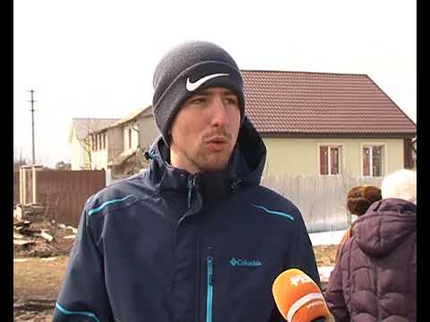 Жители деревни Щетинка Курского района более 30 лет не могут добиться от местной власти асфальтированной дороги