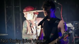 twenty one pilots: Not Today (Live Video)