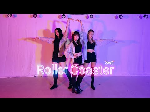 Chungha - Roller Coaster(3 ppl Short Ver.) Dance Cover - by °ZomBi+
