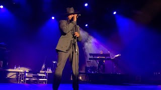 Download lagu Ne-Yo Performs “Mad” - Live 2022 (Hard Rock Live 12/3/22) mp3