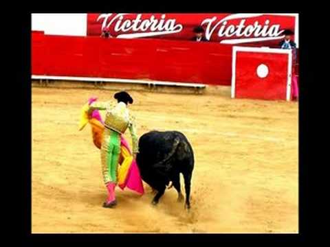 Leon Bolier vs. Global Illumination - Portraits of Spain