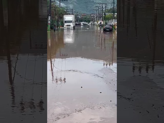 Estrada do Mendanha frente a Guaracamp'