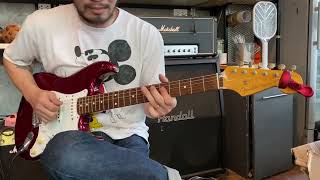 Video thumbnail for Fender St62 Japan Candy Apple Red 2012 by Fusionmusic Studio