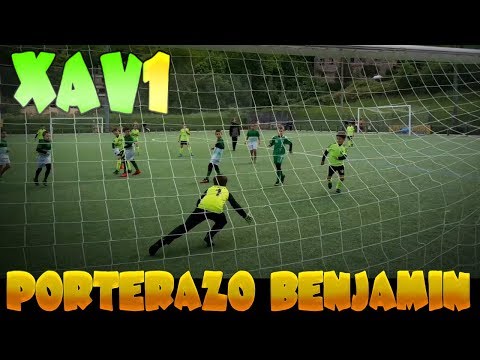 XAV1 PORTERO BENJAMIN DEL CD HERNANI / MEJORES PARADAS