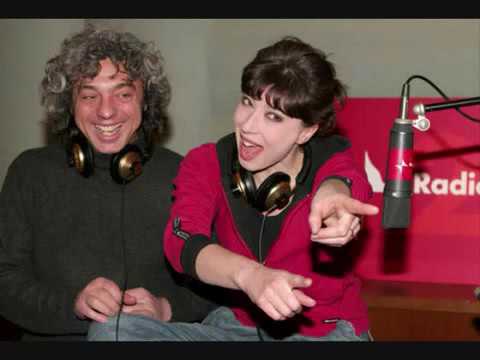 VERONICA IN - RADIO 2- di Veronica Pivetti con Savino Cesario