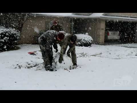 01-10-2021 Joshua, TX - Texas winter storm - Snow man, slick roads, big flakes