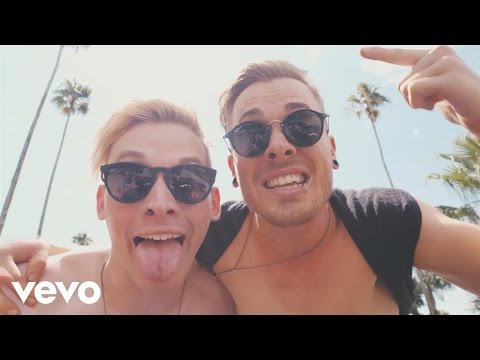 Set It Off - Forever Stuck in Our Youth